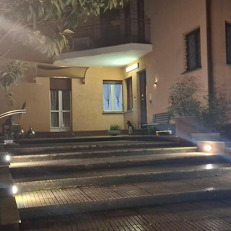 דירות Roletto King'S House מראה חיצוני תמונה